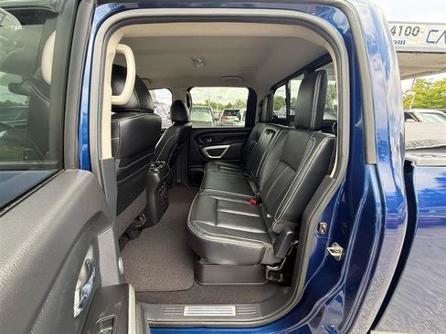 Used 2016 Nissan Titan PRO-4X w/ Pro-4x Convenience Package AWD/4WD image 22