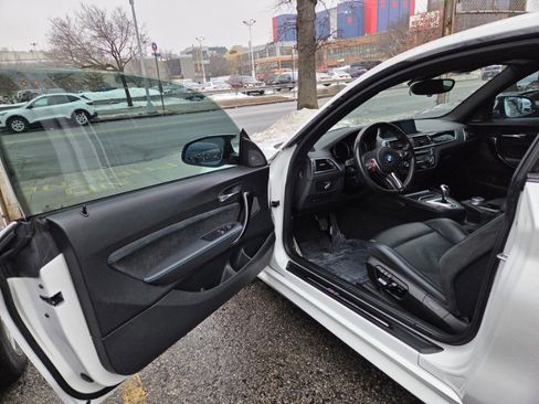 Used 2021 BMW M2 Competition w/ Executive Package image 8