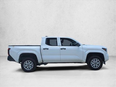 Used 2024 Toyota Tacoma SR RWD image 4