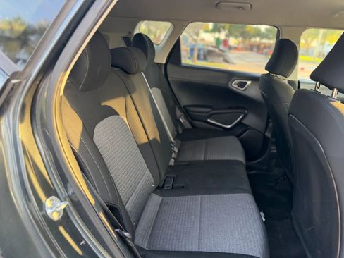 Used 2020 Kia Soul S FWD image 12
