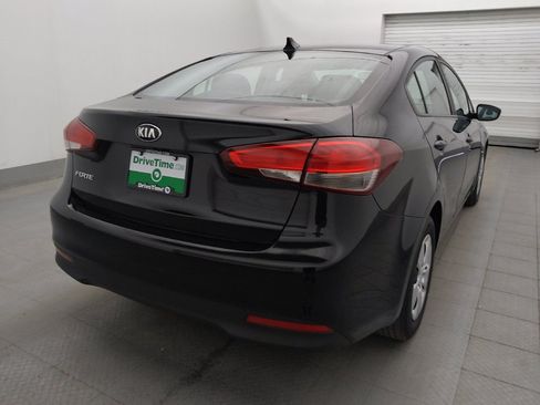 Used 2017 Kia Forte LX w/ LX Popular Package FWD image 9