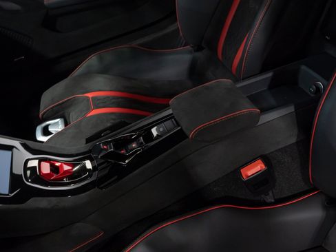 Used 2024 Lamborghini Huracan Tecnica RWD image 56