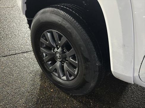 Certified 2023 Toyota Tacoma SR5 image 10