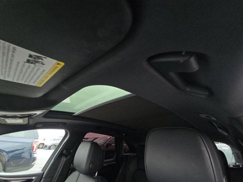 Used 2023 Porsche Macan Base w/ Sport Chrono Package image 8