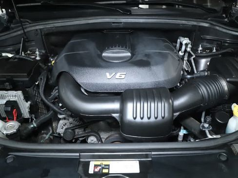 Used 2014 Jeep Grand Cherokee Altitude AWD/4WD image 34