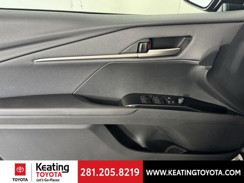 Used 2026 Toyota Camry SE FWD image 12