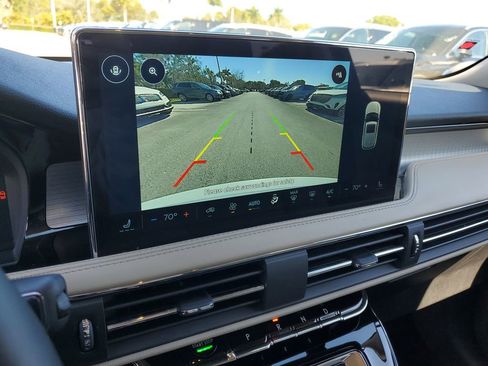 New 2026 Lincoln Corsair Premiere image 28