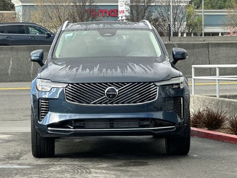 New 2026 Volvo XC90 T8 Plus w/ Protection Package Premier image 10