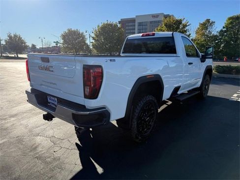 Used 2024 GMC Sierra 3500 Pro w/ Convenience Package image 8