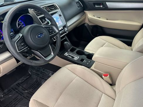 Used 2019 Subaru Outback 2.5i Premium AWD/4WD image 10