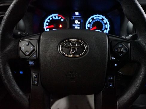 Certified 2022 Toyota Tacoma SR AWD/4WD image 12