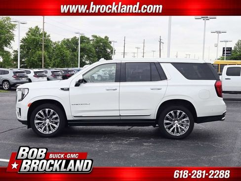 Used 2024 GMC Yukon Denali w/ Advanced Technology Package AWD/4WD image 6