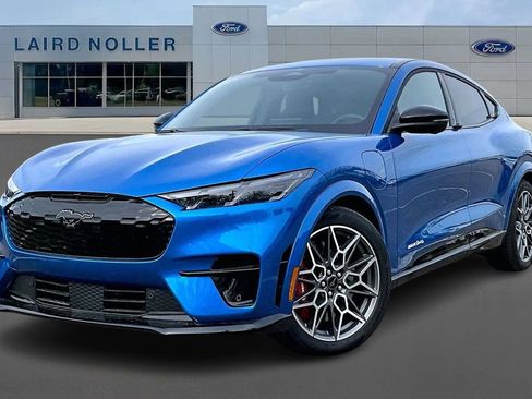 New 2026 Ford Mustang Mach-E GT AWD/4WD image 1