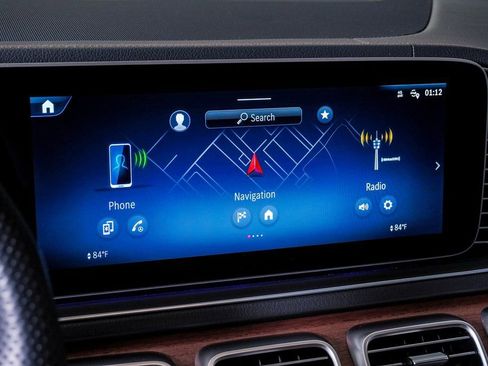 Used 2024 Mercedes-Benz GLS 450 4MATIC image 24