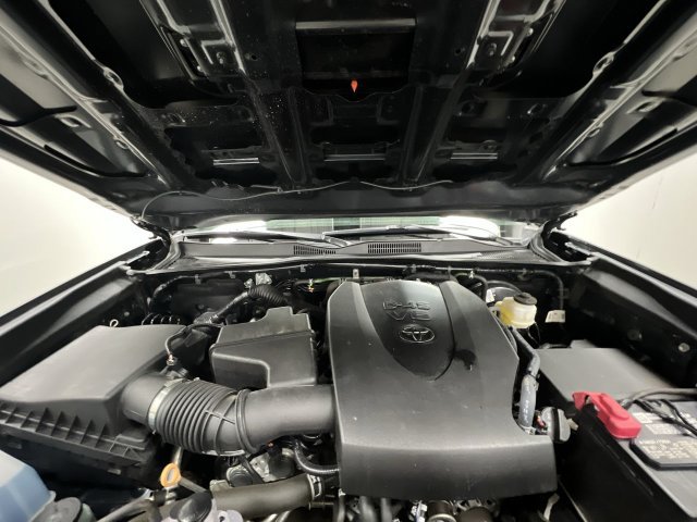 Certified 2022 Toyota Tacoma TRD Sport AWD/4WD image 28