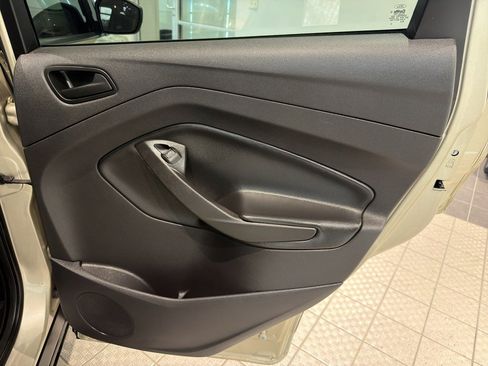 Used 2018 Ford Escape S image 24