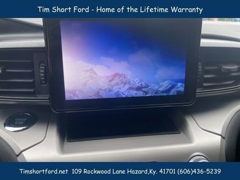 Used 2022 Ford Explorer XLT AWD/4WD image 18