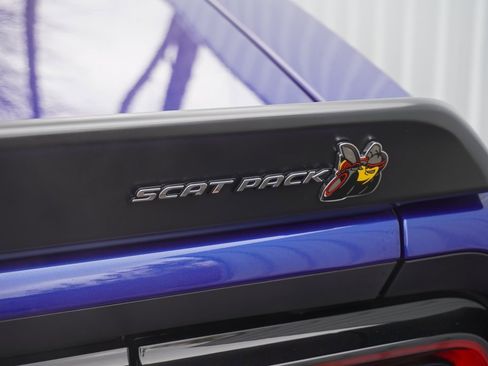 Used 2020 Dodge Challenger R/T Scat Pack image 6