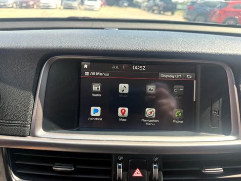 Used 2016 Kia Optima LX w/ Technology Package image 16