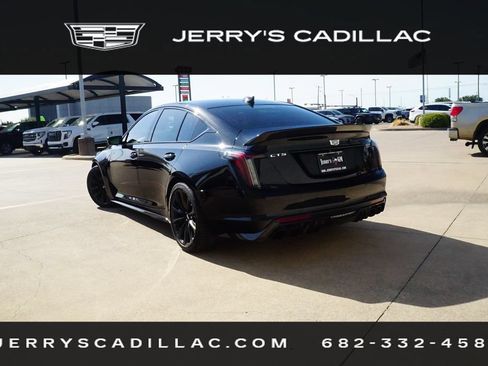 Used 2024 Cadillac CT5 V Blackwing w/ Carbon Fiber Package 2 RWD image 2