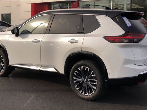 New 2026 Nissan Rogue Platinum w/ Platinum Premium Package image 5