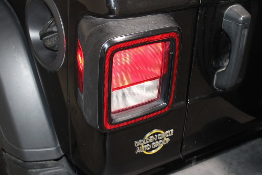Used 2024 Jeep Wrangler Unlimited Sport AWD/4WD image 49