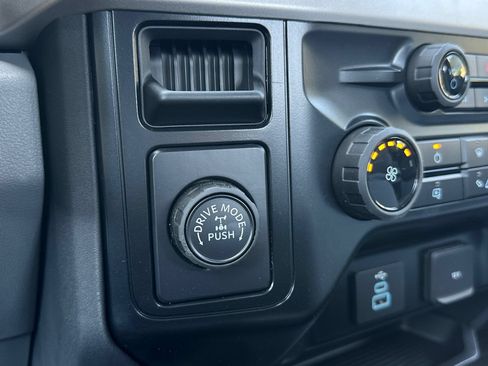 New 2026 Ford F250 XL RWD image 25