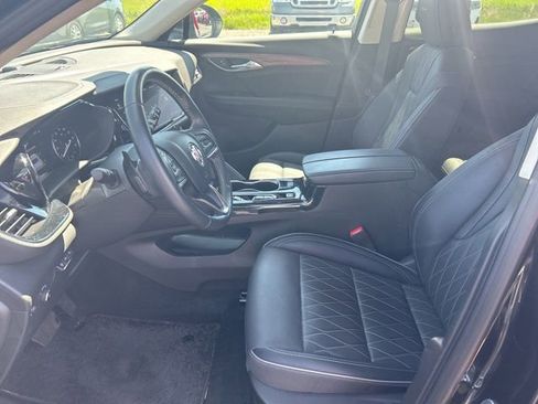 Used 2023 Buick Envision Avenir AWD/4WD image 8