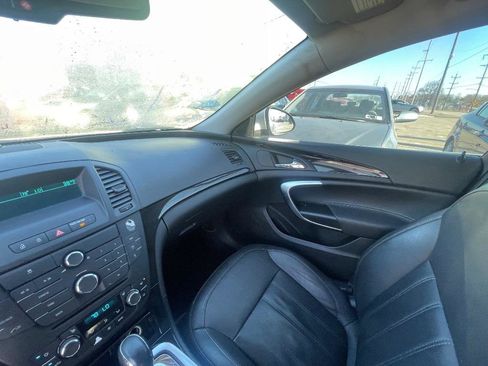 Used 2011 Buick Regal CXL w/ RL2 Preferred Equipment Group image 18