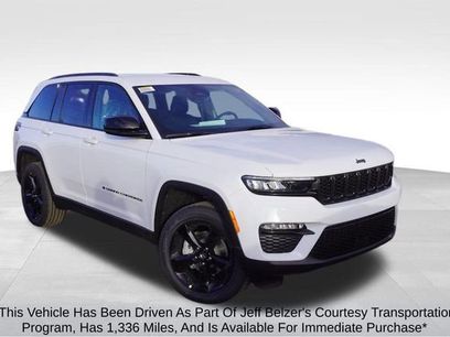 New 2025 Jeep Grand Cherokee Limited w/ Black Appearance Package