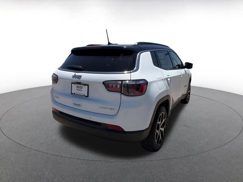 Used 2025 Jeep Compass Limited AWD/4WD image 14
