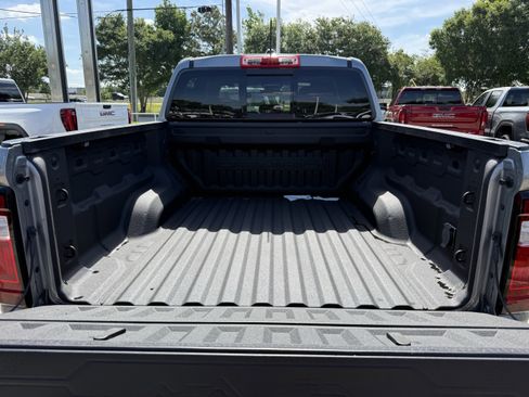 Used 2023 GMC Canyon Denali AWD/4WD image 30