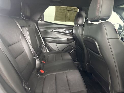 Used 2023 Chevrolet TrailBlazer RS image 23