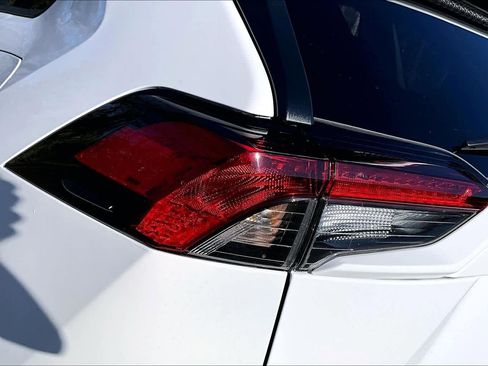 Certified 2025 Toyota RAV4 XLE image 29