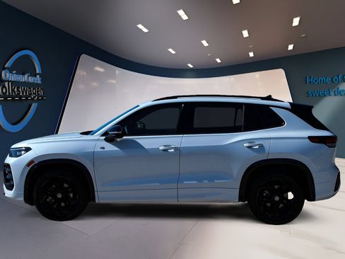 New 2026 Volkswagen Tiguan SE R-Line FWD image 7