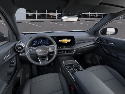 New 2026 Chevrolet Equinox LT w/ Convenience Package II image 15