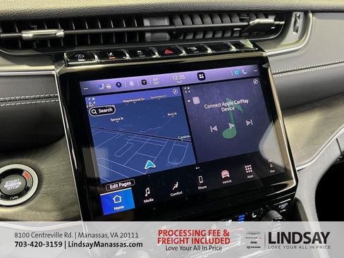 New 2025 Jeep Grand Cherokee Limited w/ Luxury Tech Group II image 32