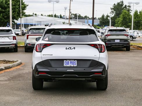 Certified 2026 Kia Sportage X-Line w/ X-Line Technology Package AWD/4WD image 8