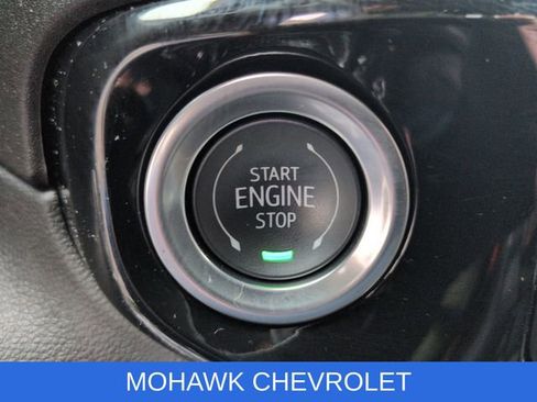 Used 2025 Chevrolet Silverado 1500 RST w/ Convenience Package II AWD/4WD image 18