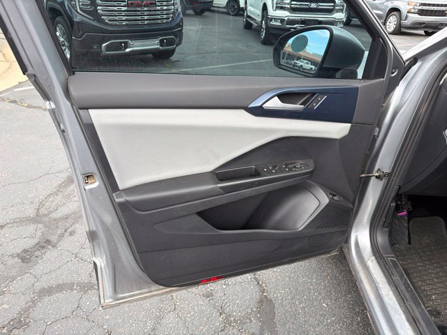 Used 2022 Volkswagen Taos SE FWD image 21