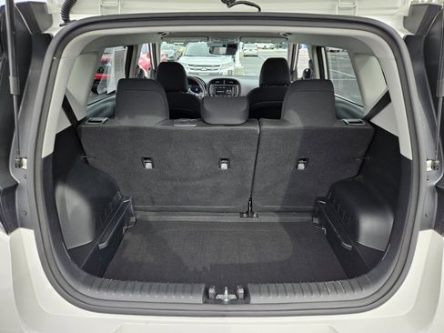 Used 2024 Kia Soul LX w/ Option Group 015 image 17