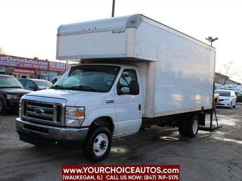 Used 2021 Ford E-450 and Econoline 450 Super Duty image 3