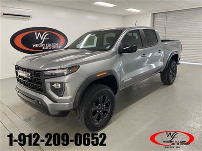 New 2025 GMC Canyon Elevation w/ Convenience Package