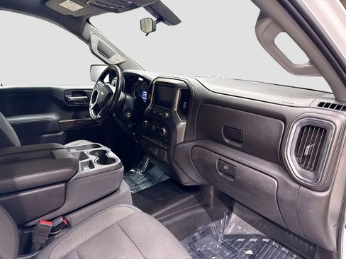 Used 2020 Chevrolet Silverado 1500 LT image 30