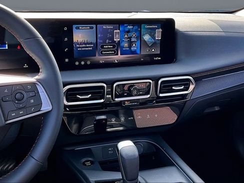 New 2026 Nissan Sentra SR image 6