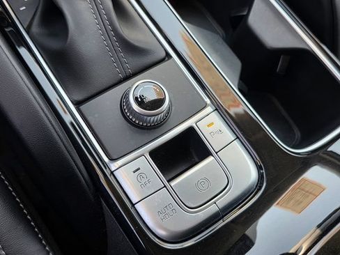 Used 2024 Kia Telluride S w/ S Sunroof Package FWD image 23