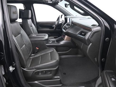 Used 2021 Chevrolet Tahoe High Country w/ Premium Package AWD/4WD image 23