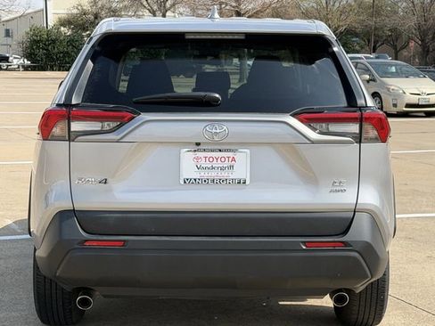 Used 2025 Toyota RAV4 LE image 5