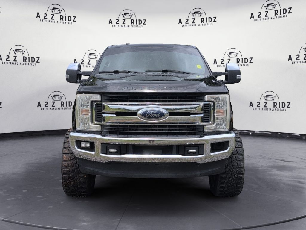 Used 2017 Ford F250 XLT w/ XLT Premium Package AWD/4WD image 2