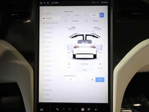 Used 2018 Tesla Model X 100D image 62